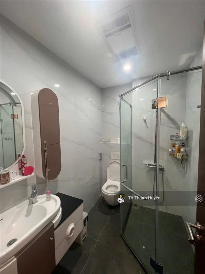 Hạ sốc 5 tỷ  bán gấp bt trung văn 150m2 view chung cư kinh doanh sầm uất dòng tiền 30tr tháng