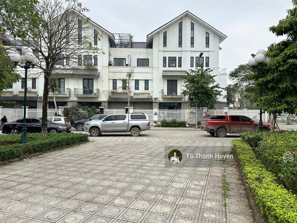 Cắt lỗ 5 tỷ! biệt thự 160m² full nội thất view vườn hoa đẹp khu c giá chỉ nhỉnh 27 tỷ