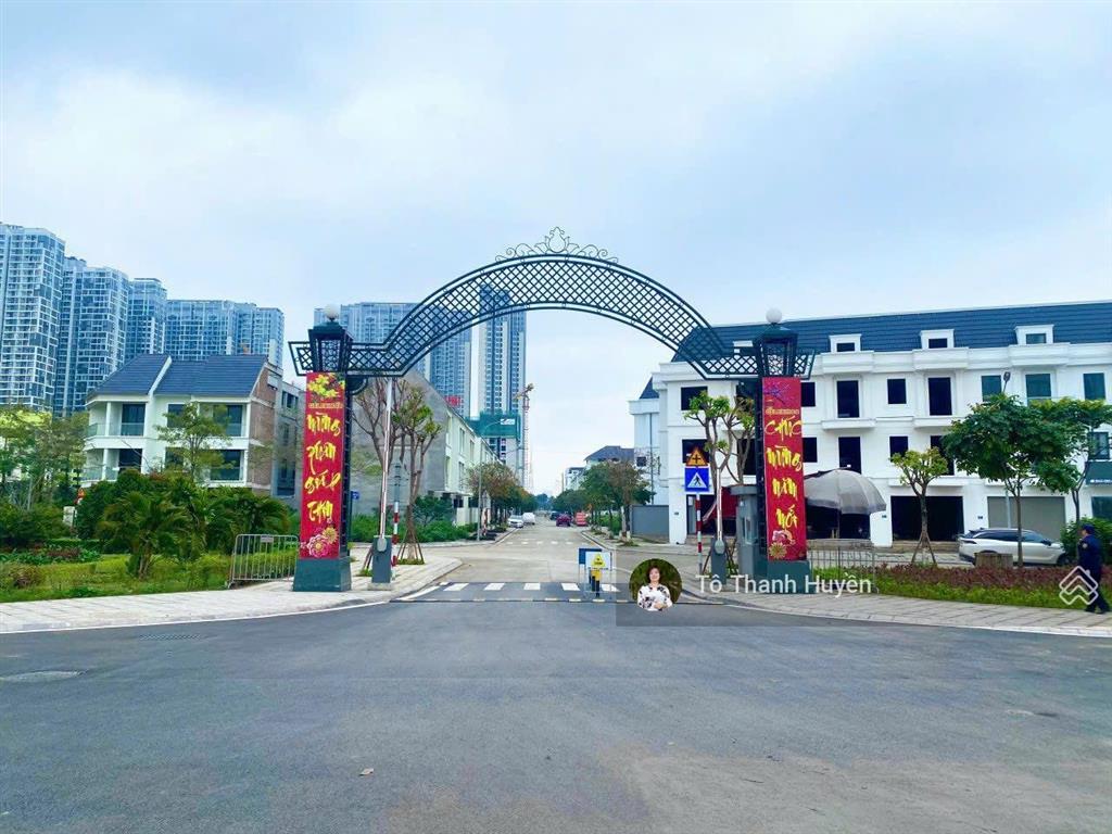 Cắt lỗ 5 tỷ! biệt thự 160m² full nội thất view vườn hoa đẹp khu c giá chỉ nhỉnh 27 tỷ