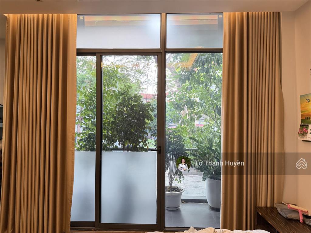 Giảm sốc 5 tỷ, liền kề văn phú view vườn hoa 90m2, hoàn thiện thang máy giá nhỉnh 20 tỷ