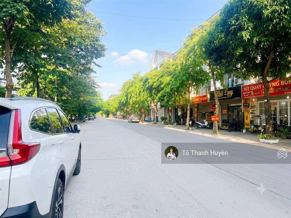 Hạ sốc 6 tỷ shophouse trục thông aeon mall kinh doanh sầm uất. diện tích 100m2 dòng tiền 35tr