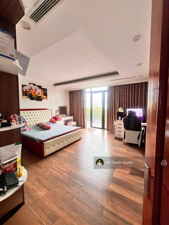 Cho thuê nhà văn phú hà đông, 90m2 x 5 tầng, đường 15m. giá 16 triệu/tháng