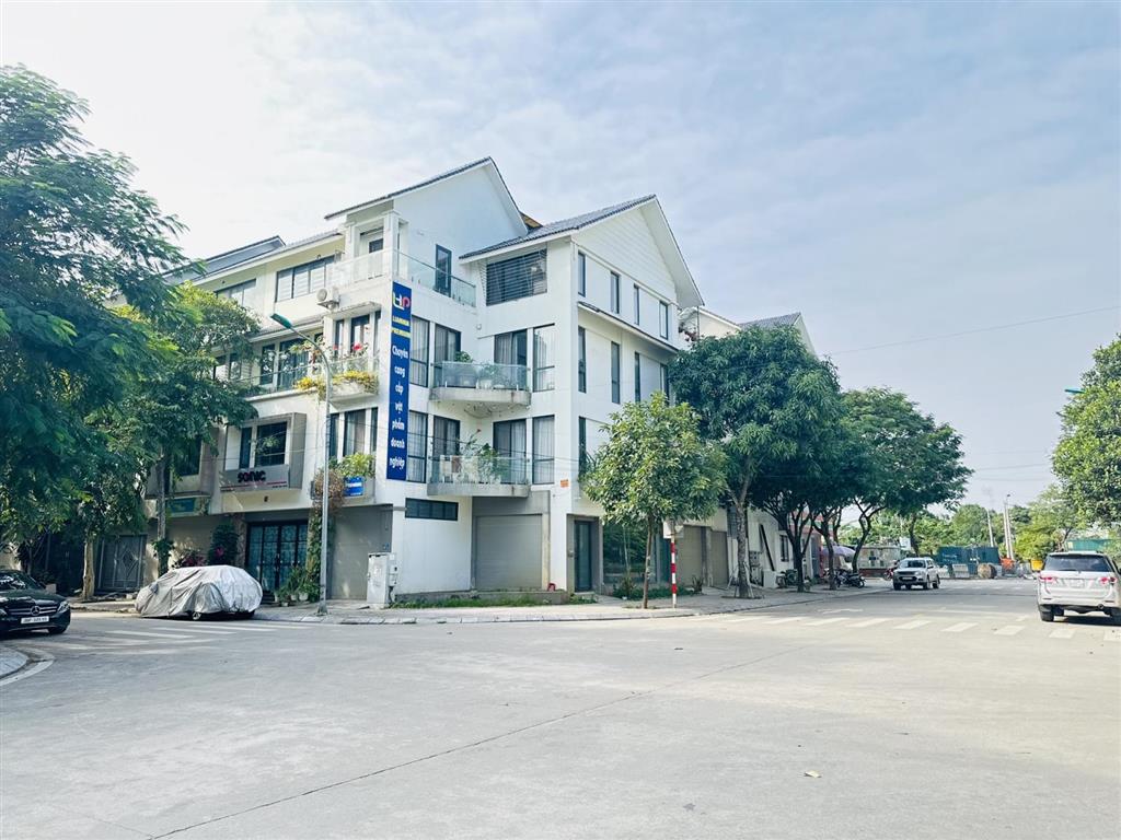 Hạ sốc 18 tỷ biệt thự lô góc lê quang đạo phan kế toại, kđt dương nội