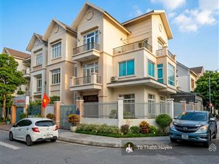 Chủ biệt thự lô góc 225m vừa giảm sốc 10 tỷ. vì sao căn sát vinhomes smart city này khiến nhà