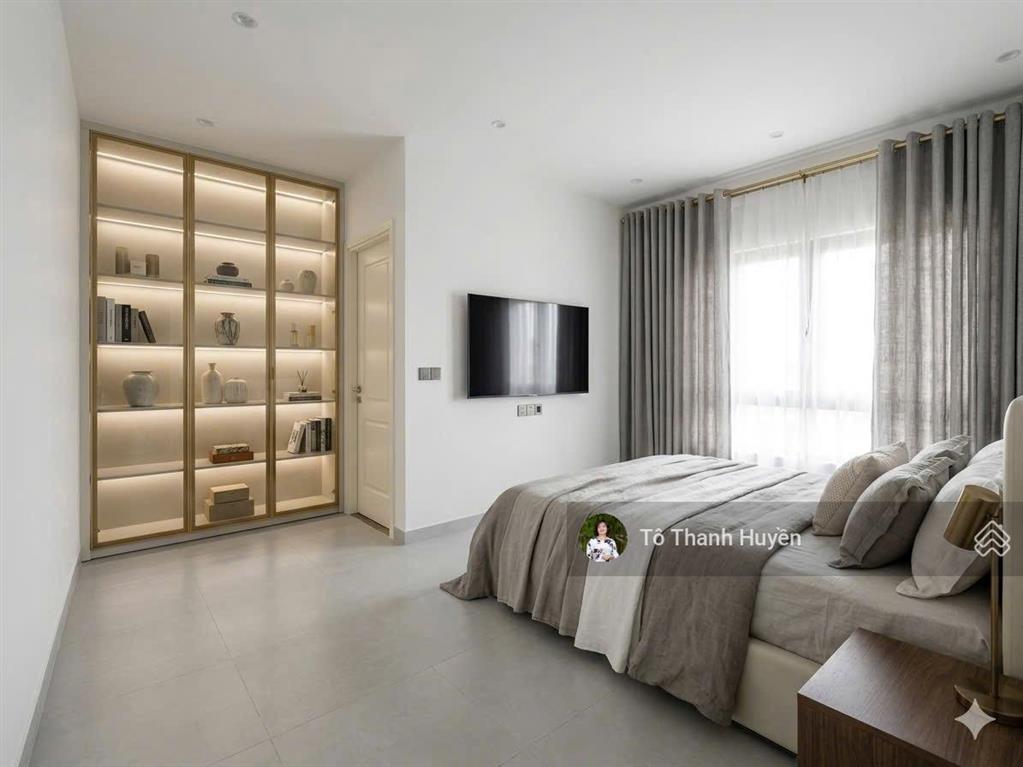 Chủ hạ sốc 5 tỷ liền kề văn khê 83m, có thang máy, full nội thất giá chỉ nhỉnh 19 tỷ!