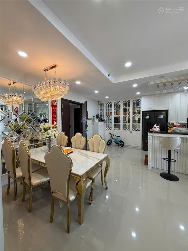 Bán cc sunrise city, 7.8 tỷ, 97m2, view đẹp, giá tốt
