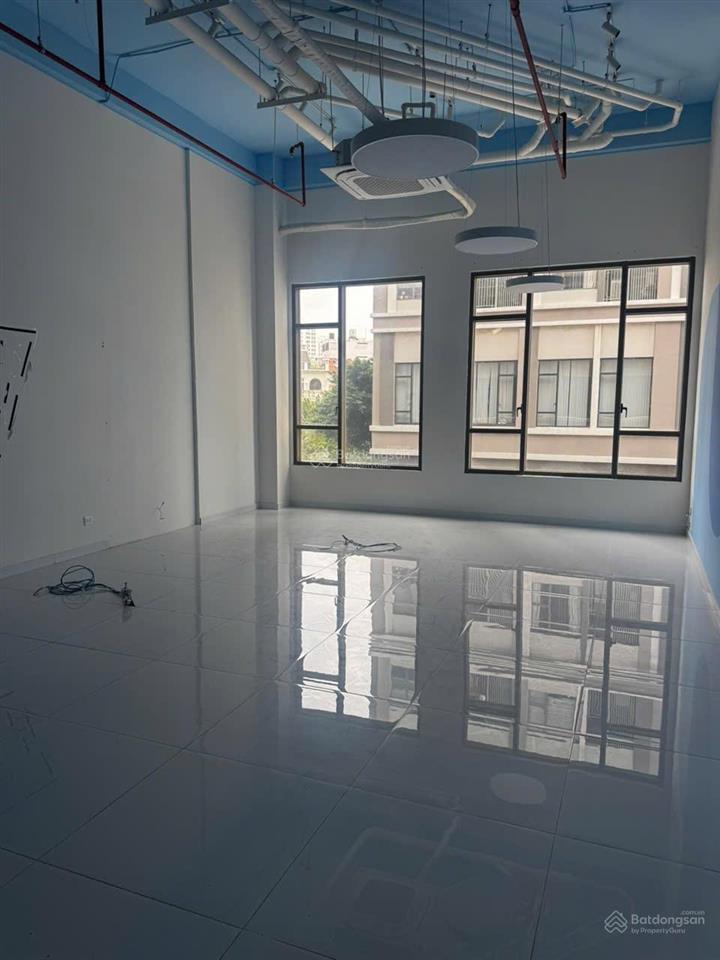 Bán shophouse 2pn, 2wc, diện tích thông thuỷ 125m2 tại sunrise city view, tân hưng, q7, 13.5 tỷ vnd