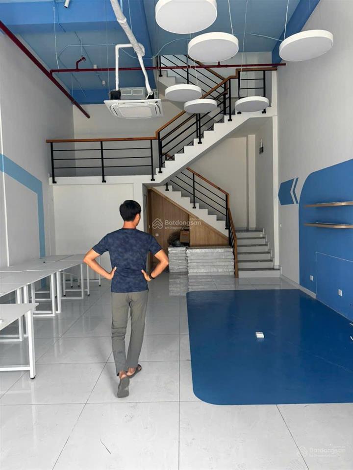 Bán shophouse 2pn, 2wc, diện tích thông thuỷ 125m2 tại sunrise city view, tân hưng, q7, 13.5 tỷ vnd