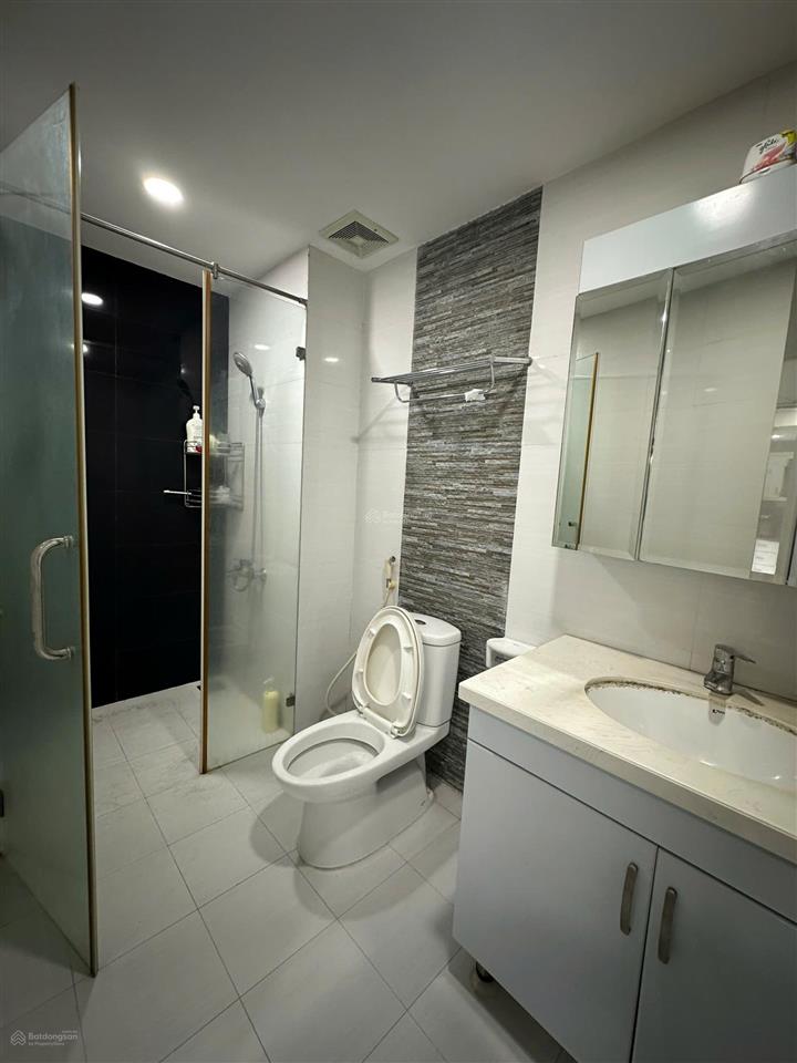 Bán căn hộ 2pn 2wc tại 25 nguyễn hữu thọ, 76m2, giá tốt, chính chủ