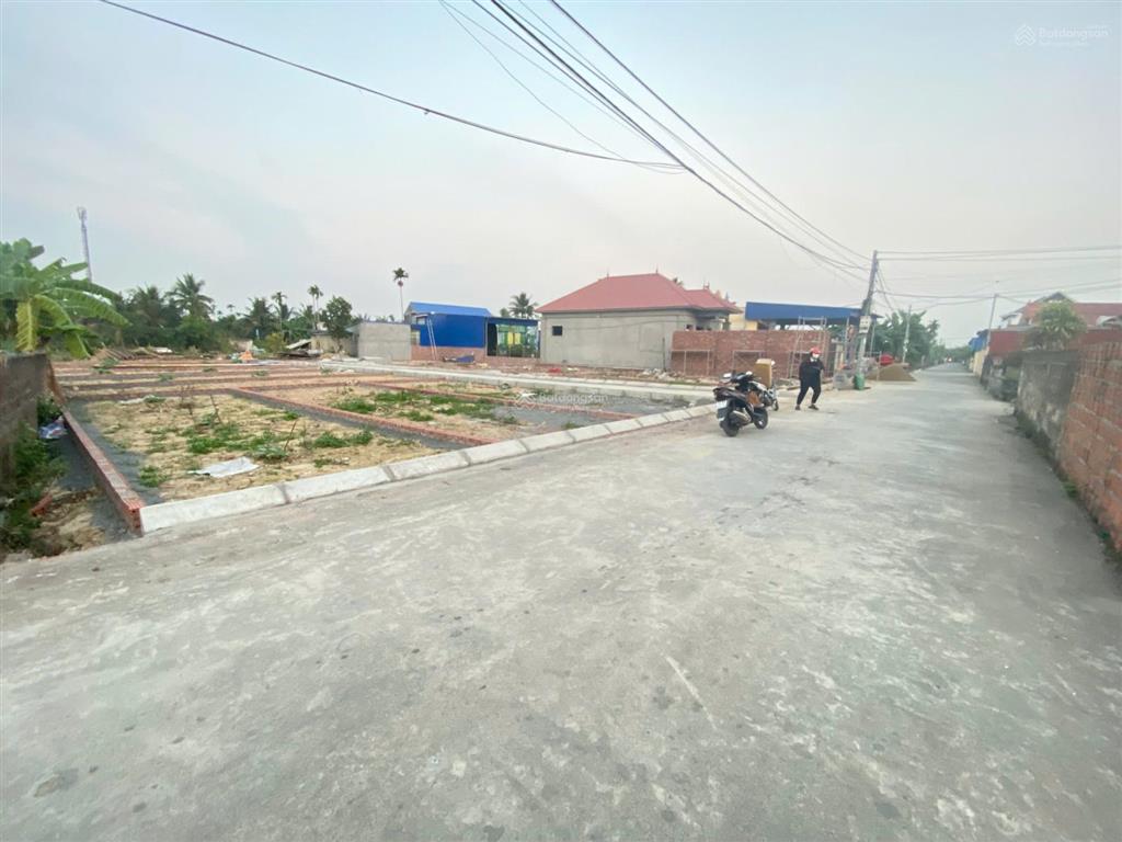 Chỉ 7xx  rẻ hơn bên cạnh 200triệu. mặt đường 2 ô tô tránh nhau tại cao nhân, thuỷ nguyên