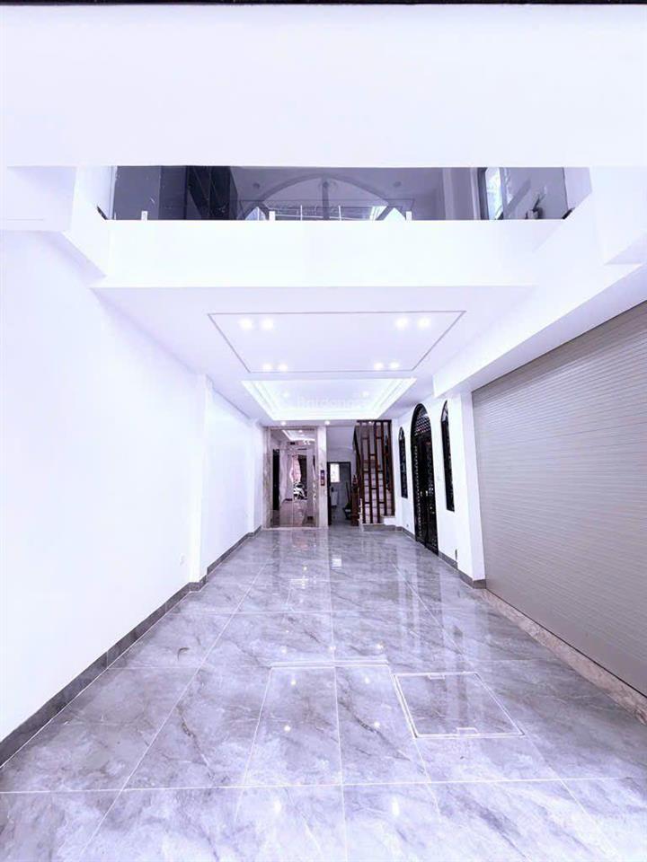 Siêu phẩm lô góc 7 tầng thang máy gara ô tô kinh doanh đỉnh. hàng xóm vinhome riverside