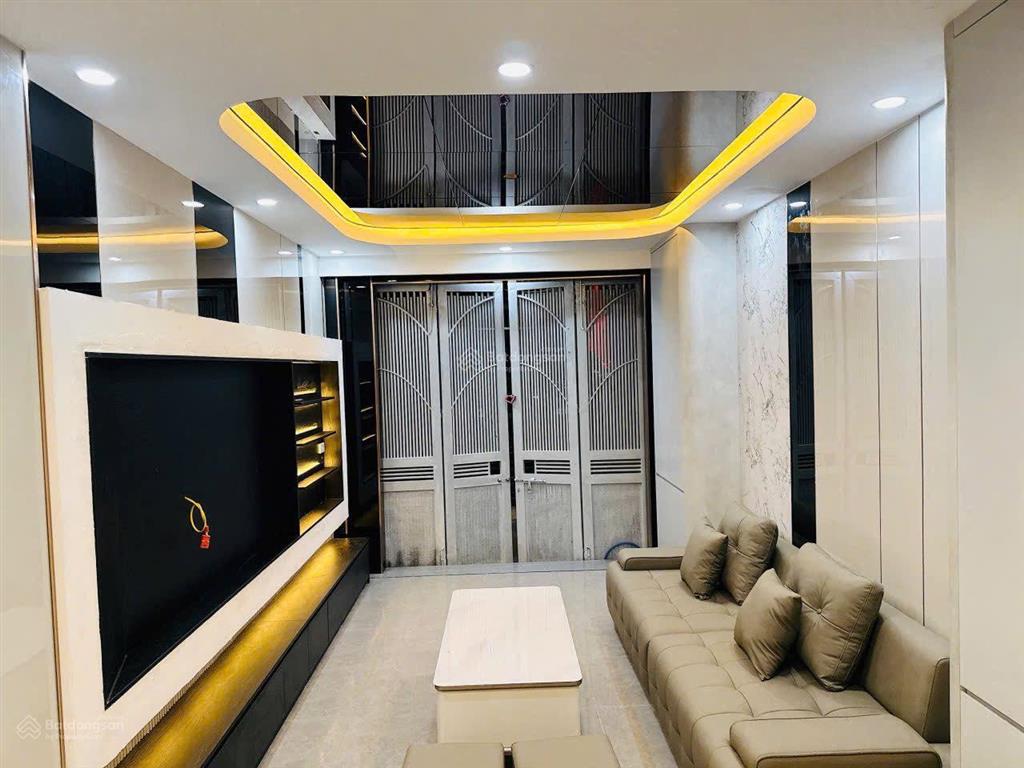 Nhà chính chủ siêu đẹp, mặt ngõ quan nhân, kinh doanh nhỏ, ô tô qua, 38m ,5 tầng, nội thất đẹp