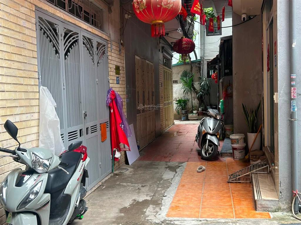 Bán nhà chính chủ 44m2 ngõ 68 cầu giấy, chỉ 7.1 tỷ có thương lượng nhẹ