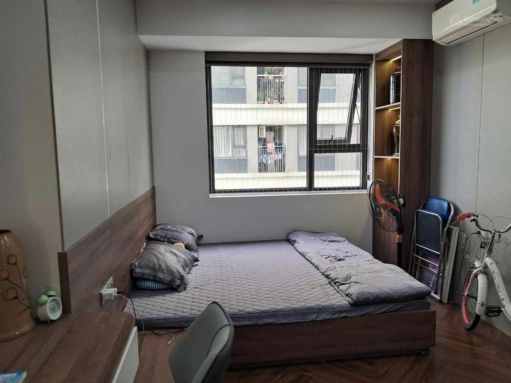 Giảm giá bán gấp 4 tỷ cho căn hộ 65m2 thiết kế 2 phòng ngủ full đồ, sổ đỏ lâu dài, tại flc đại mỗ