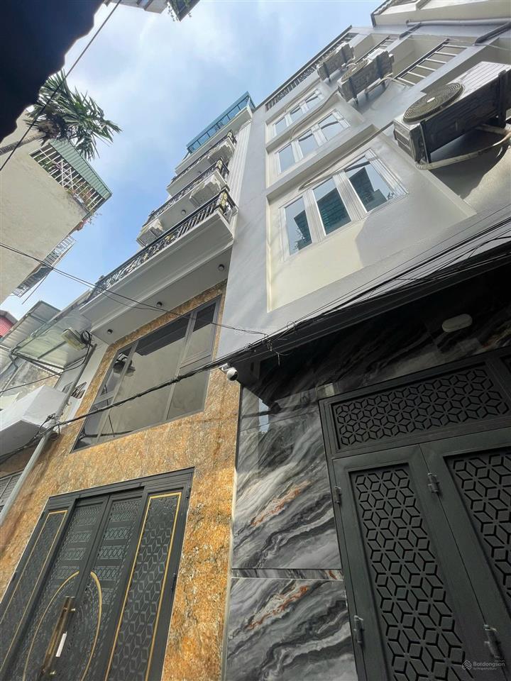 Bán nhà riêng tại định công 6 tầng thang máy, 8,5 tỷ, 32m2, ngõ thông ô tô qua nhà, không quy hoạch