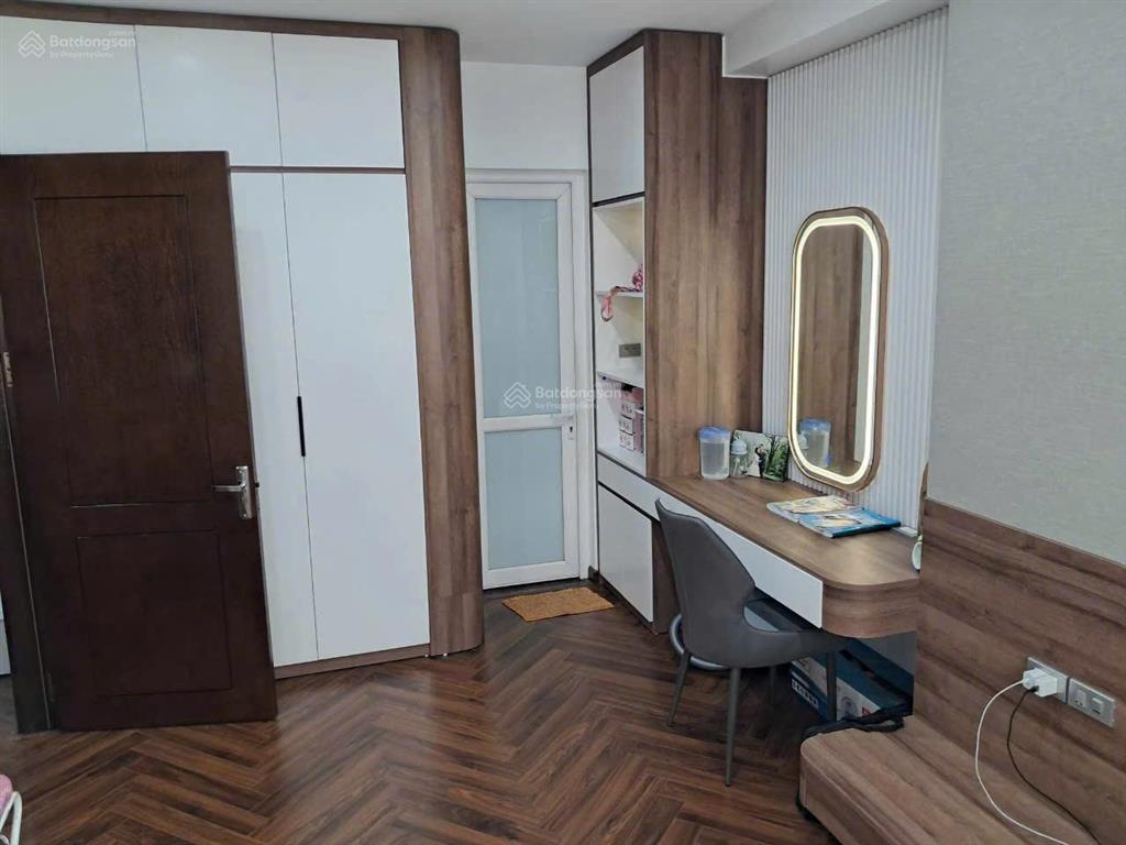 Bán gấp căn hộ 2 ngủ 70m giá 4 tỷ tại chung cư the pride hà đông