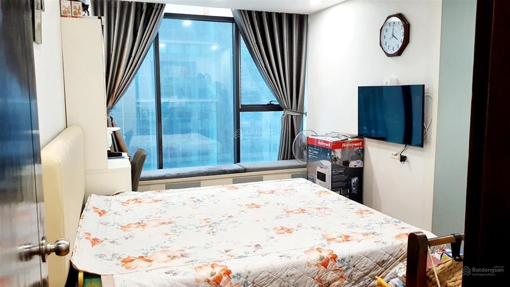 Bán nhà riêng tại ngõ 99/110, trần hòa, định công, 32m2 xây 6 tầng thang máy chỉ với giá 8,5 tỷ