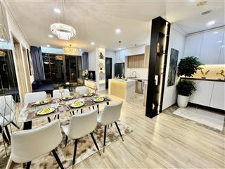Bán gấp căn góc 132m tầng trung view hồ thiết kế 4 ngủ giá bán 13,7 tỷ tại tòa a2 lumiere