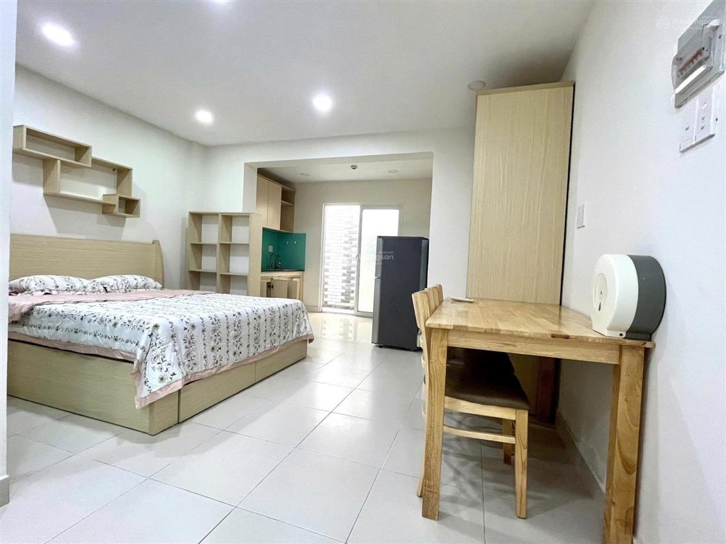 Tòa chdv q. phú nhuận/ 7m7x19/ cn 143m2/ 6 tầng/ giá 29 tỷ/ hdt 85tr/tháng còn 7 năm