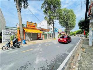 Bán khuôn đất ngay quốc lộ 13 tp thủ đức, ngang 30x40 công nhận 1000m2, giá bán 110 tỷ