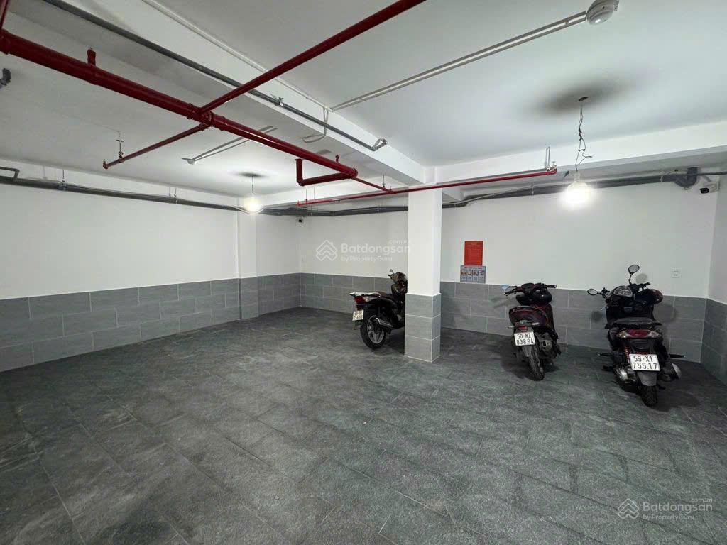 Tòa chdv thu nhập 250tr/tháng hầm 6 tầng 27 chdv giá bán 48 tỷ tl 8x21m cn ~ 165m2