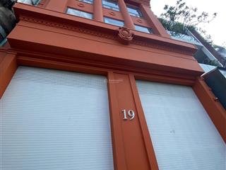 Mt phan đình phùng/ 9x16/ cn 155m2/ hầm 4 tầng/ giá bán 40 tỷ/