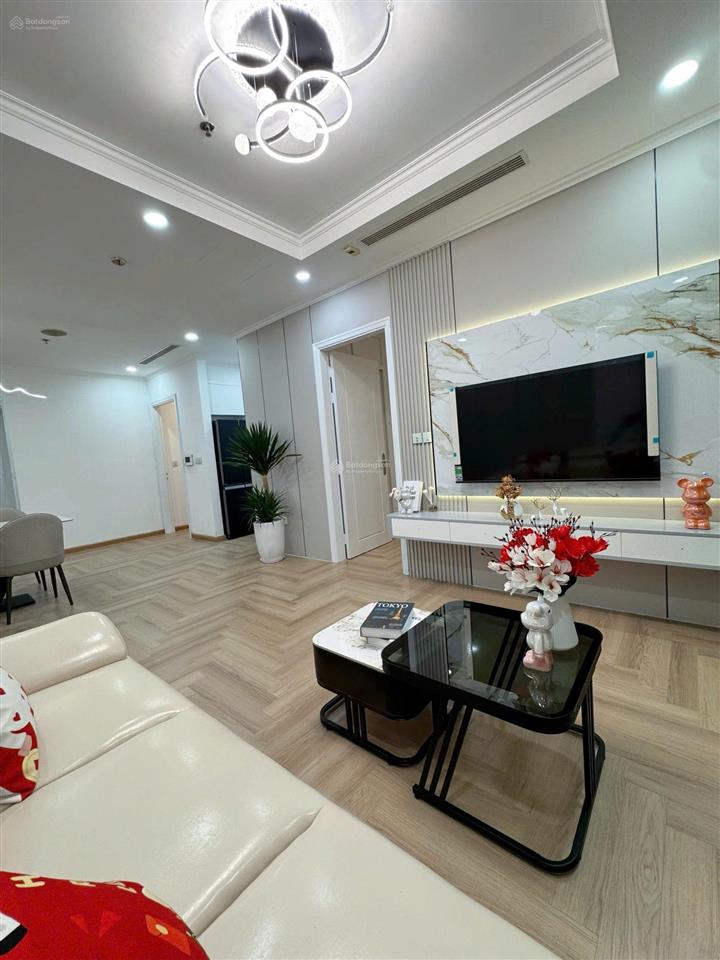 Gía siêu rẻ, bán căn 2pn tòa t10 times city hai bà trưng, hà nội, giá 8.8 tỷ.  0979 702 ***