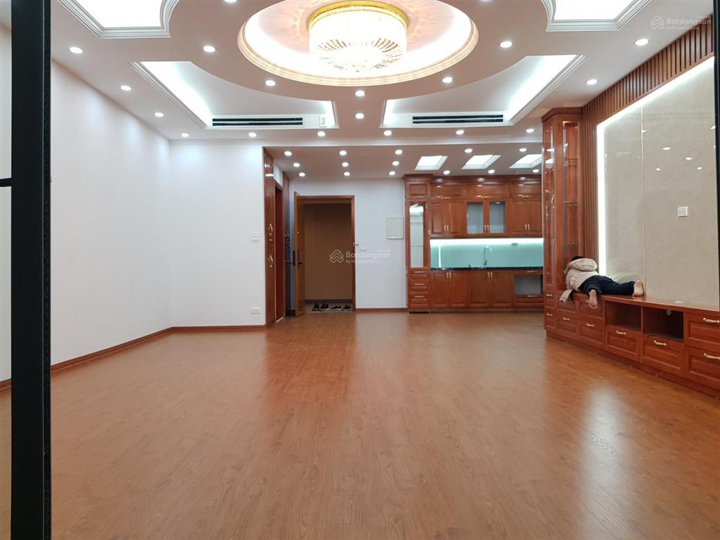 Chính chủ bán căn hộ cao cấp tòa trung yên 1. dt 130m²  04pn  03wc  đầy đủ đồ  10.8 tỷ