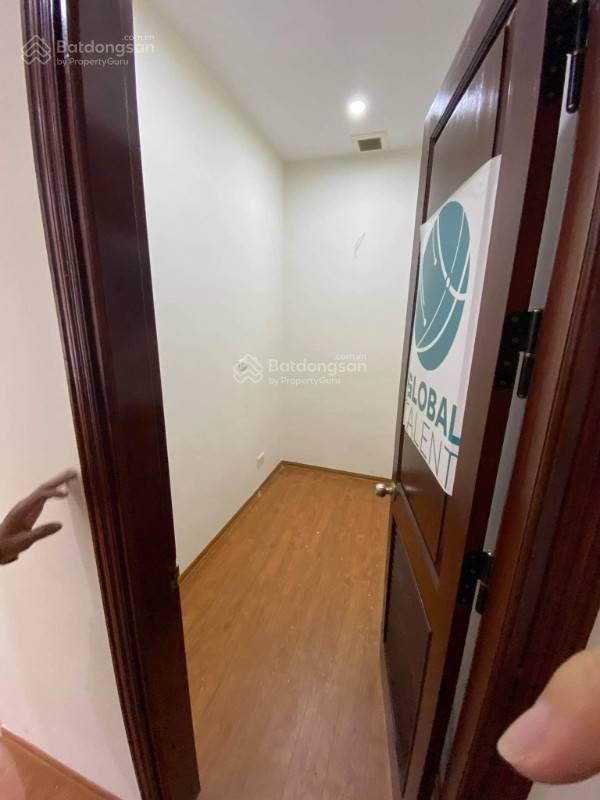 Bán căn hộ trung yên plaza  112m2 có 3 phòng ngủ, có slot ô tô  10,5 tỷ.