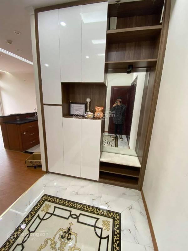 Bán căn hộ trung yên plaza  112m2 có 3 phòng ngủ, có slot ô tô  10,5 tỷ.