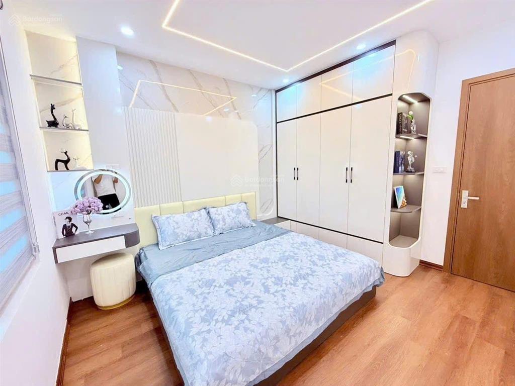 Tân xuân ô tô đỗ cửa ngõ to rộng 30m giá đầu tư 5,1 tỷ