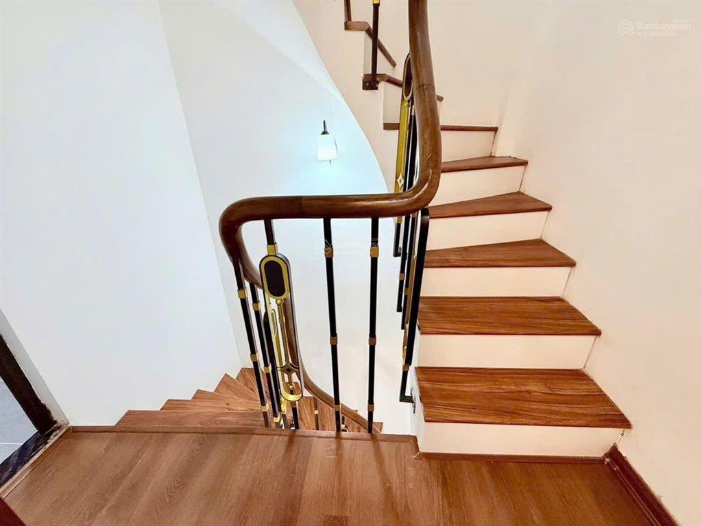 Tân xuân ô tô đỗ cửa ngõ to rộng 30m giá đầu tư 5,1 tỷ