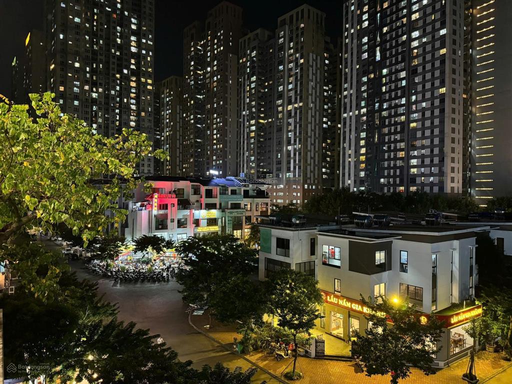 Bán căn góc villas hoàng thành, sát taseco trung văn nguyễn văn lộc, mỗ lao mặt hồ kinh doanh
