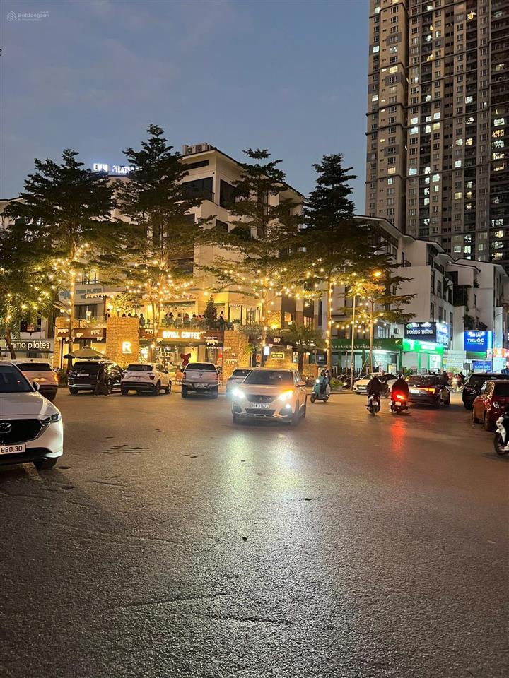 Bán căn góc 155m2 hoàng thành villas, sát taseco trung văn 65 tỷ