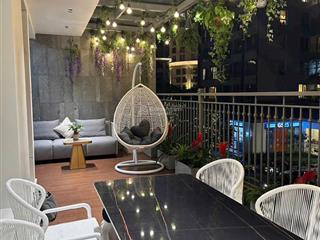 Cho thuê căn 4pn cực vip có 30m2 khoảng sân vườn riêng.full nội thất đẹp.  0397 934 ***