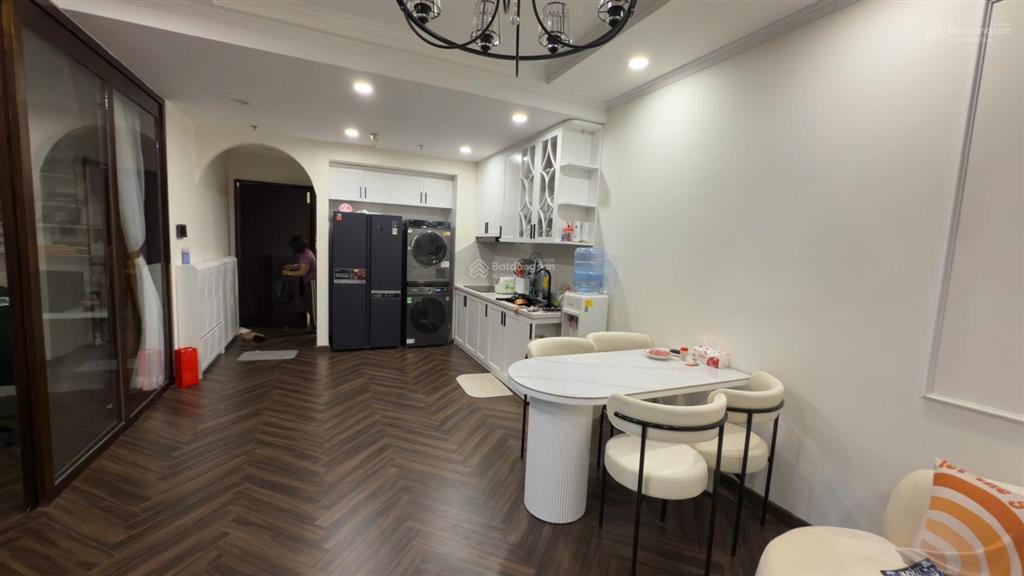 Cho thuê căn 2pn timescity có slot oto nhà đẹp,diện tích rộng tầng đẹp,  ngay0397 934 ***