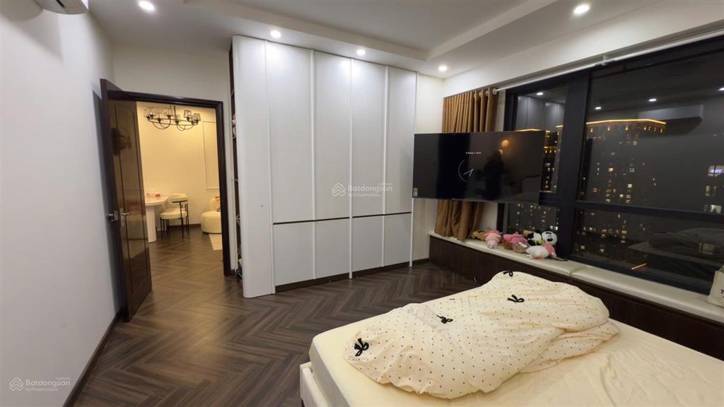 Cho thuê căn 2pn timescity có slot oto nhà đẹp,diện tích rộng tầng đẹp,  ngay0397 934 ***