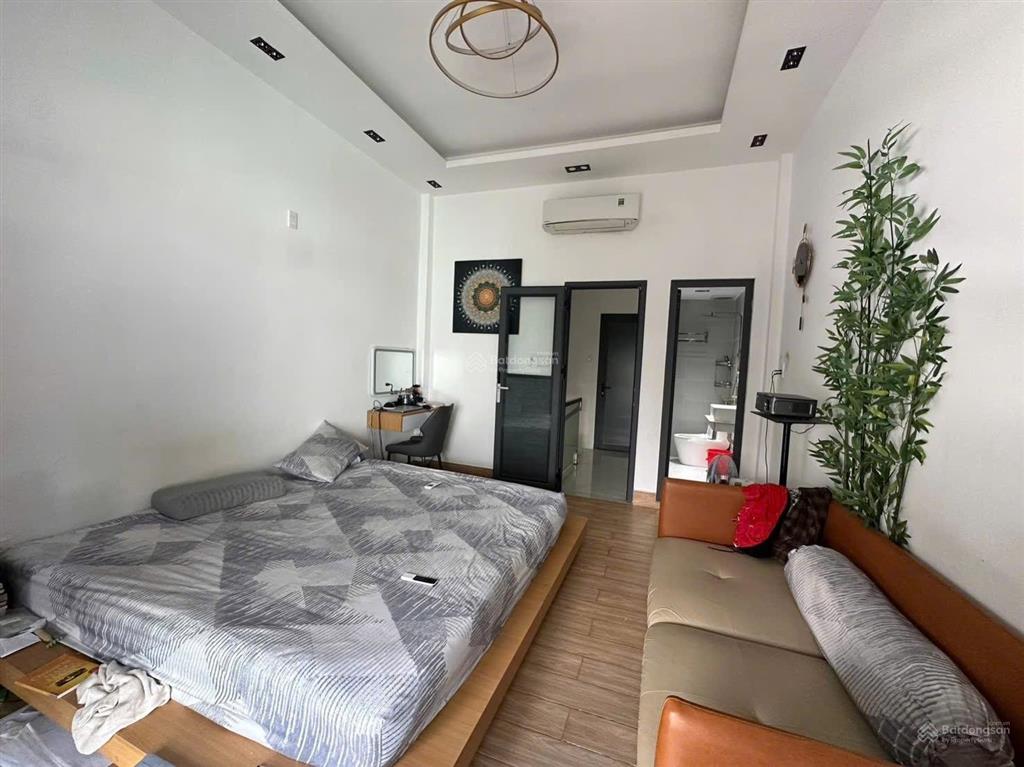 Bán nhà lê hông phong, 4m x 12m, 3 tầng, hẻm xe hơi, quận 10, giá chỉ 9.2 tỷ tl.