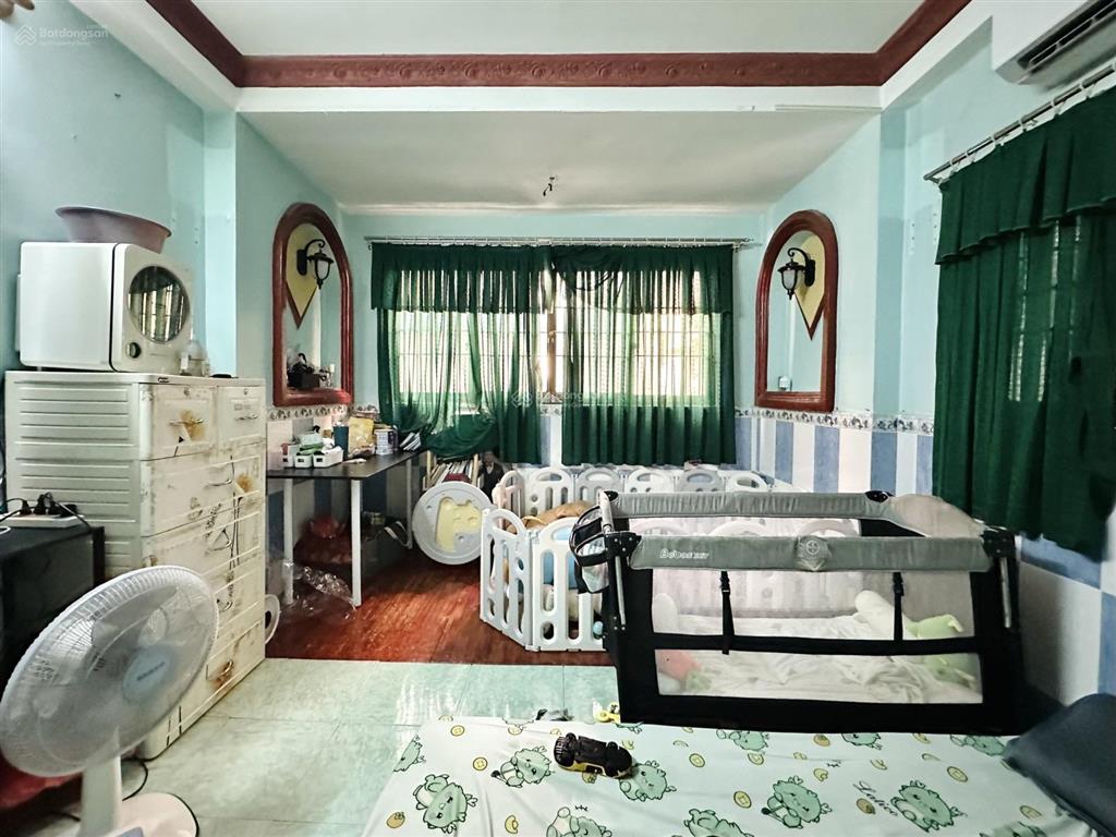 Bán nhà võ văn tần, quận 3, 5 tầng, 44m2, (3.8x12), chỉ 7.99 tỷ, cách 1 căn ra xe tải