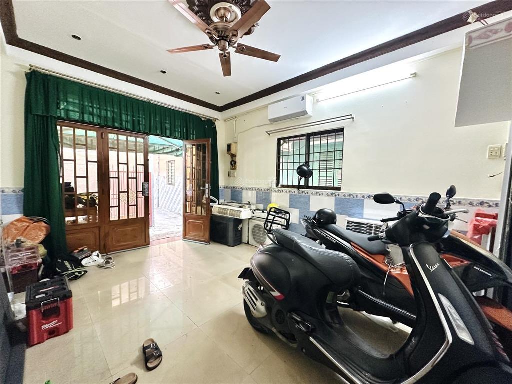 Bán nhà võ văn tần, quận 3, 5 tầng, 44m2, (3.8x12), chỉ 7.99 tỷ, cách 1 căn ra xe tải