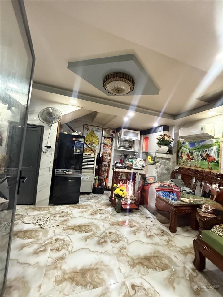 Bán nhà 5 tầng, lý thường kiệt, quận 10, hẻm xe hơi, giá chỉ 6.2 tỷ.