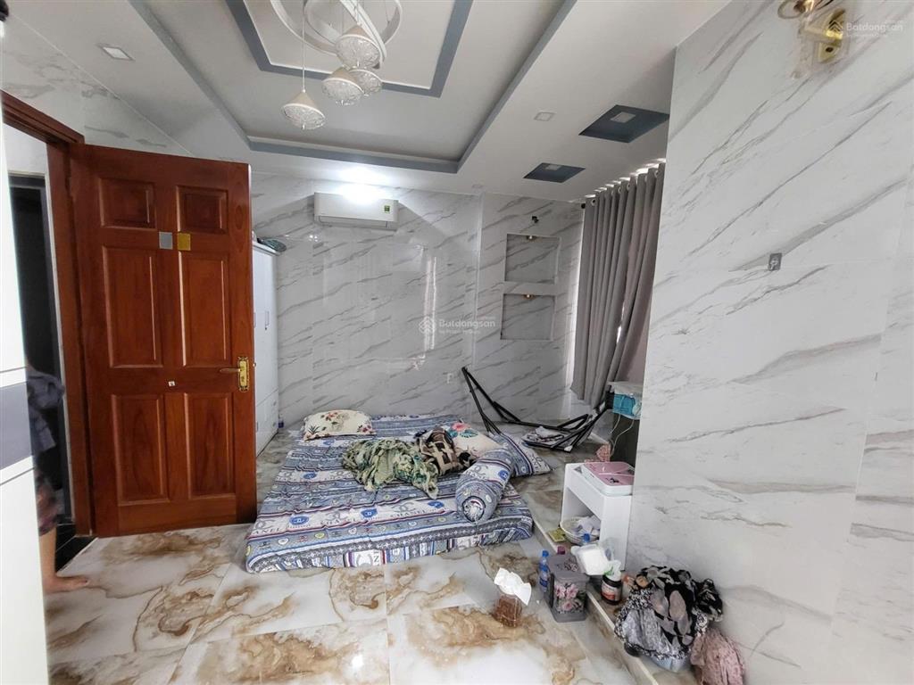 Bán nhà 5 tầng, lý thường kiệt, quận 10, hẻm xe hơi, giá chỉ 6.2 tỷ.
