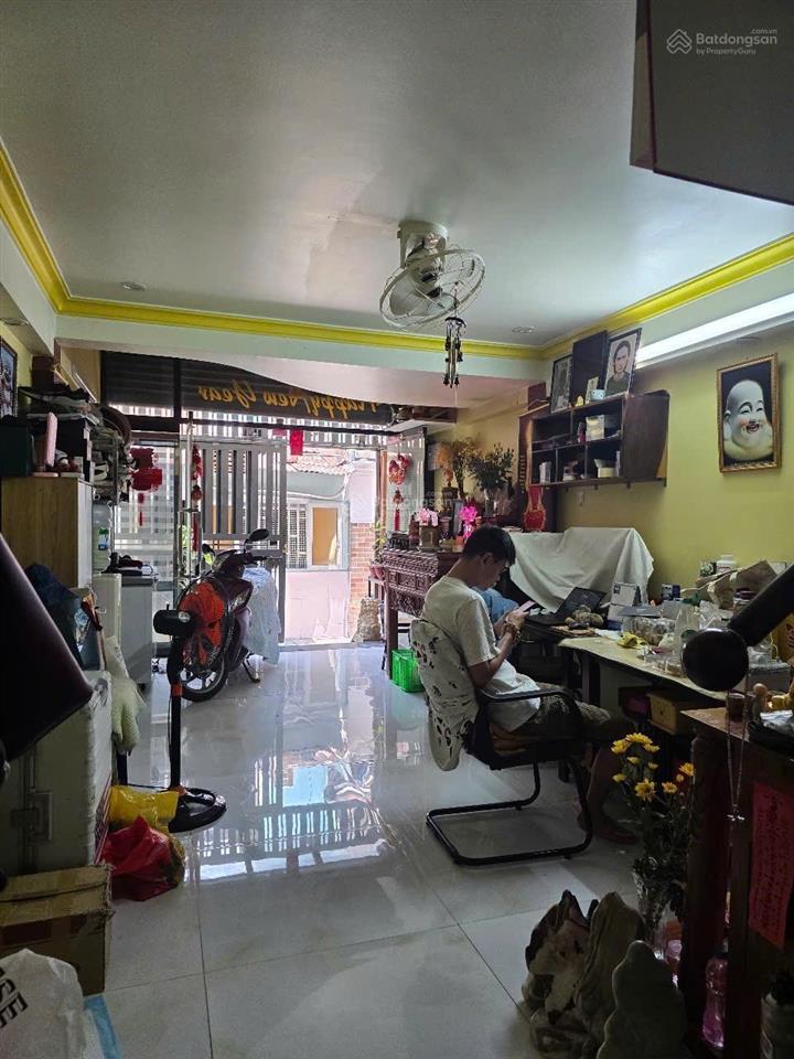 Bán nhà 3.5m x 10m  4 tầng  đường 3 tháng 2  quận 10  giá chỉ 6.8 tỷ còn thương lượng