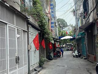 Bán nhà, 4m x 11m, hẻm xe tải 6m  trường sa  tân bình  4 tầng giá chỉ 8.1 tỷ tl.