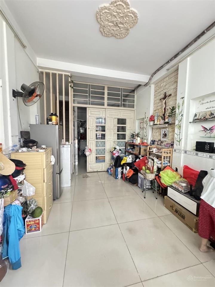 Bán nhà, 4m x 11m, hẻm xe tải 6m  trường sa  tân bình  4 tầng  giá chỉ 8.1 tỷ tl.