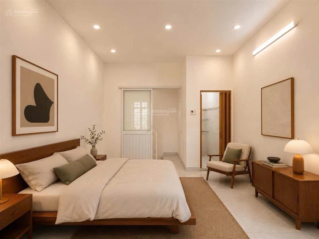 Bán nhà, 3 tầng, 3.5m x 7m, hồ thị kỷ, quận 10, giá chỉ 4.55 tỷ còn thương lượng