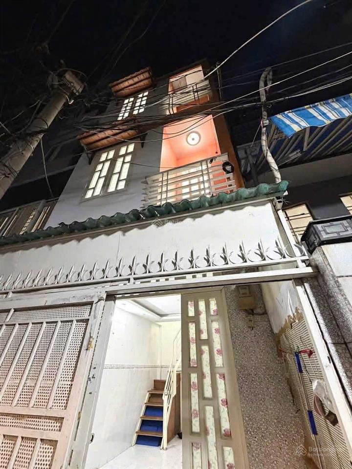 Bán nhà, 3 tầng, 3.5m x 7m, hồ thị kỷ, quận 10, giá chỉ 4.55 tỷ còn thương lượng