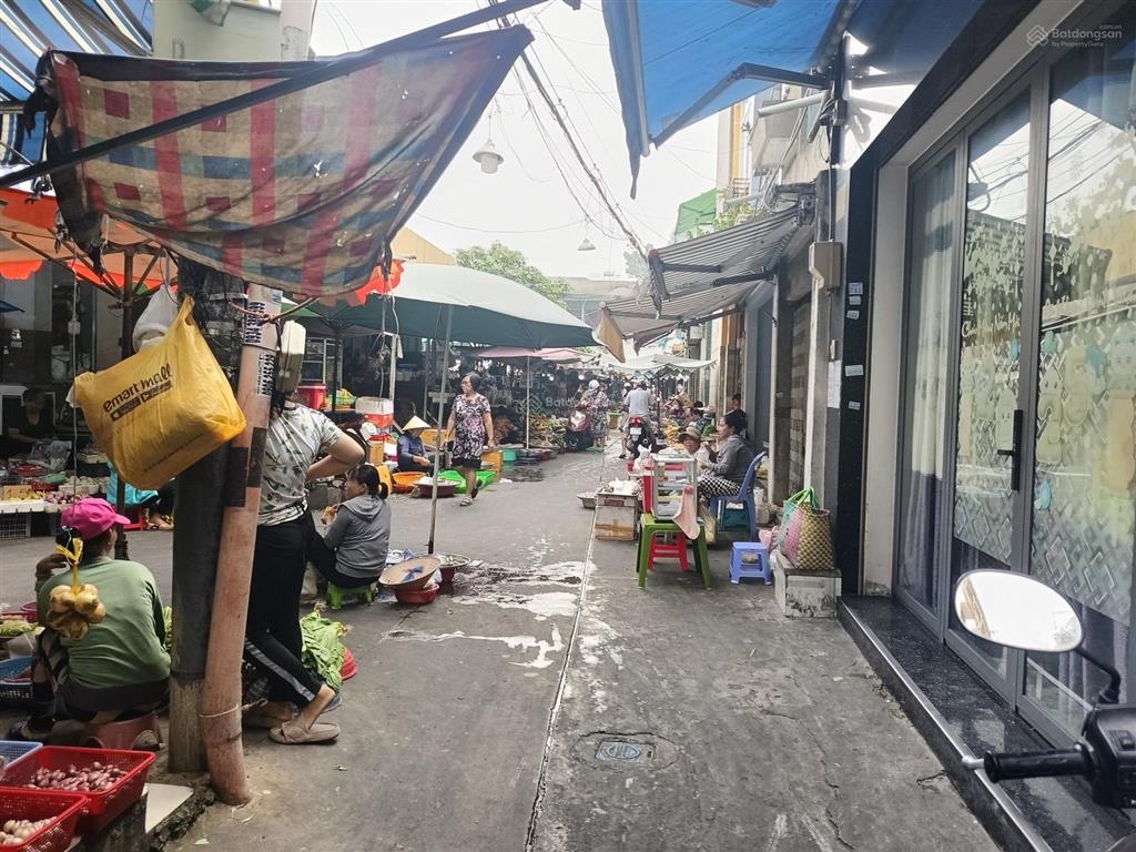 Bán nhà 4.5m x 13m, nguyễn lâm, quận 10, 3 tầng, giá chỉ 9.5 tỷ thương lượng.