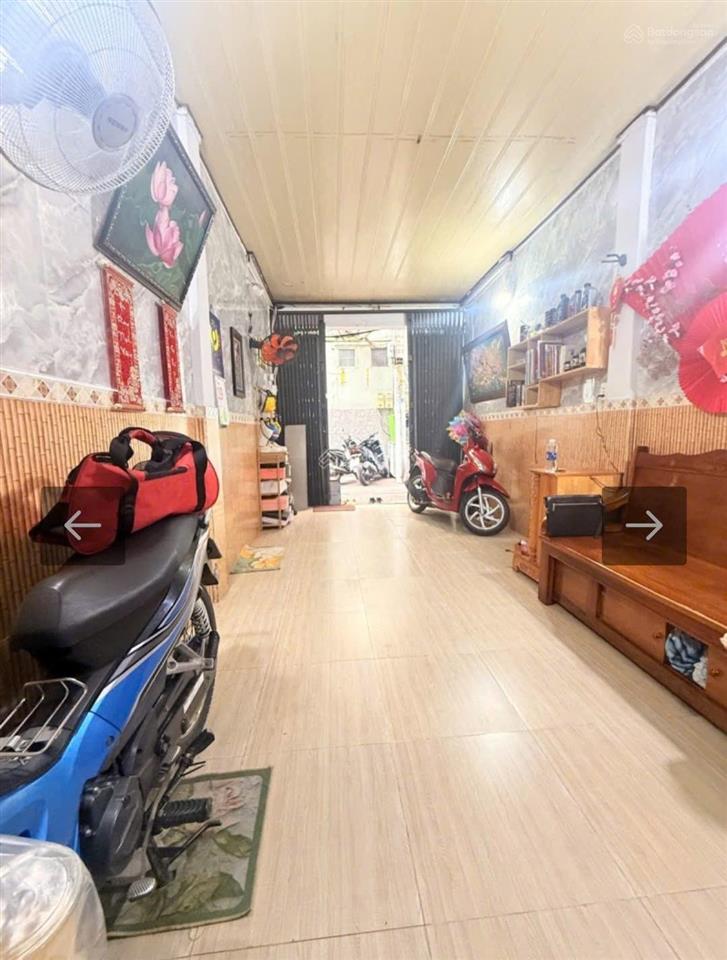 Bán nhà hẻm xe hơi cách mạng tháng 8, 3mx 10m, quận 3 chỉ 6.2 tỷ