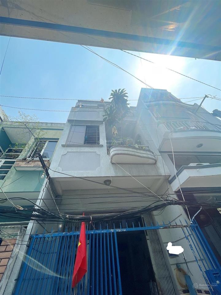 Bán nhà thành thái 3.7m x 13m, quận 10, 4 tầng, 8.5 tỷ tl, hẻm trước nhà ô tô nhỏ vào được